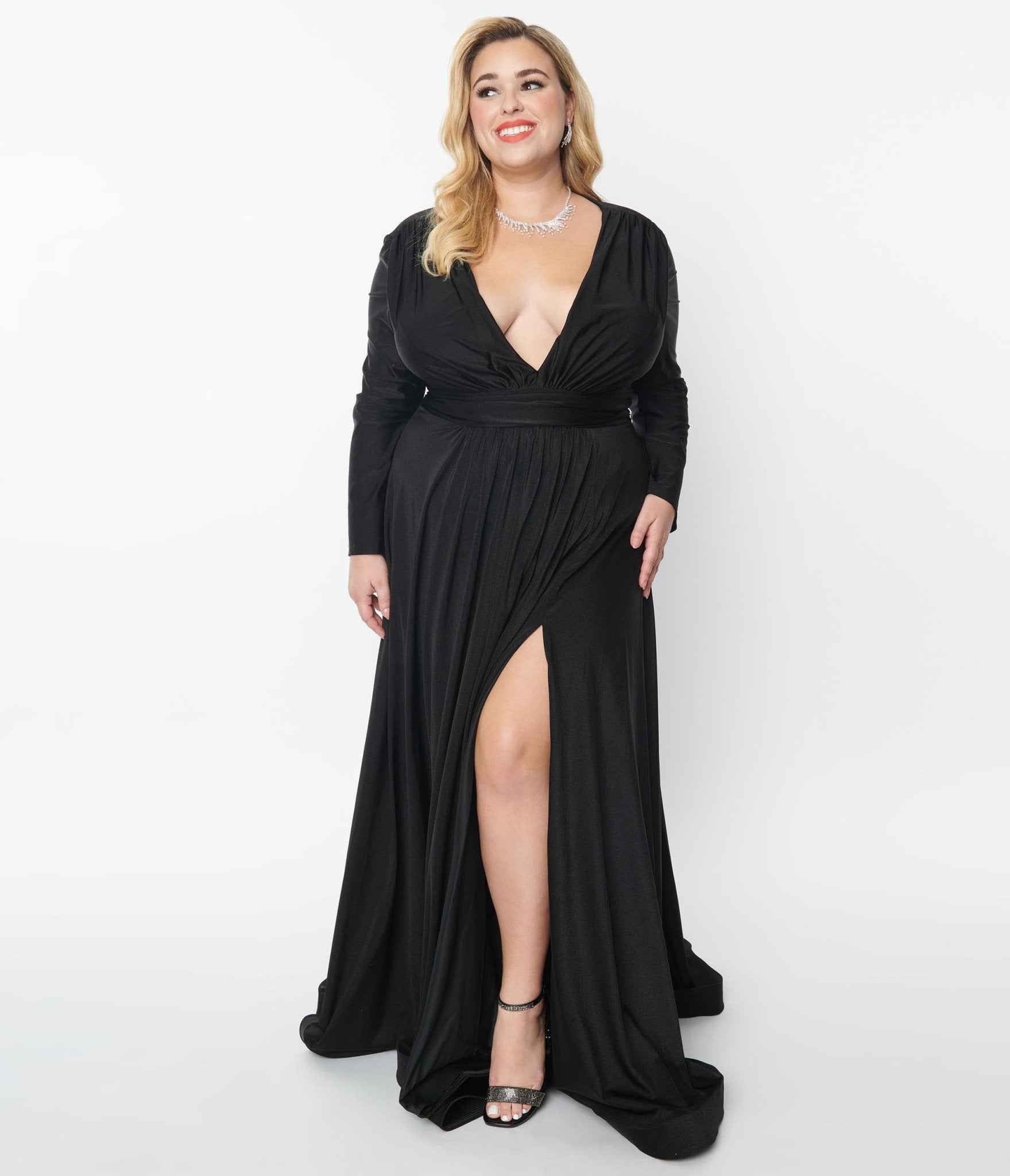 AMANI Long Sleeve Sequin Gown - Black – Noodz Boutique